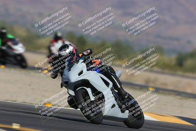 media/Nov-12-2023-SoCal Trackdays (Sun) [[5d1fba4e7d]]/Turn 14 (1035am)/